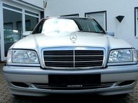 Gebraucht Mercedes C200 Elegance 163 PS (119 kW) 2000 Silber Kombi
