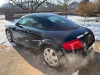 Second-hand Audi TT Performance 224 CP (164 kW) 2001 Negru Coupe