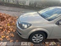 Gebraucht Opel Astra 90 PS (66 kW) 2007 Grau Limousine