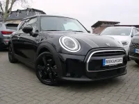 Gebraucht Mini Cooper Classic 136 PS (100 kW) 2022 Schwarz Kleinwagen
