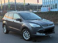Gebraucht Ford Kuga 150 PS (110 kW) 2015 Grau SUV