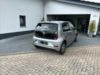 Gebraucht VW e-up! 61 kW (83 PS) 2022 Silber Kleinwagen