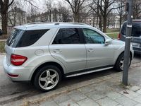 gebraucht Mercedes ML300 W164CDI 7G-Tronic 4 MATIC EURO5 20 ZOL AMG