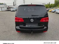 Gebraucht VW Touran Style 140 PS (102 kW) 2011 Schwarz Van / Kleinbus