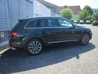 Gebraucht Audi Q7 S-Line 340 PS (250 kW) 2022 Mythosschwarz metallic SUV