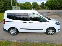 Gebraucht Ford Tourneo Courier 101 PS (74 kW) 2016 Weiß Van / Kleinbus