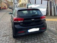 Gebraucht Kia Rio 84 PS (61 kW) 2021 Schwarz Limousine