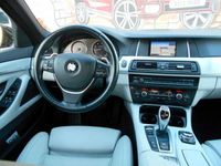 gebraucht BMW 550 i xDrive NAVI/LEDER/XENON/EL.GSD/PDC