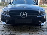 Gebraucht Mercedes C220 194 PS (142 kW) 2019 Schwarz Limousine
