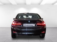 Gebraucht BMW 330e Sport Line 292 PS (214 kW) 2021 Metallic Limousine