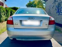 Gebraucht Audi A4 102 PS (75 kW) 2004 Silber Limousine