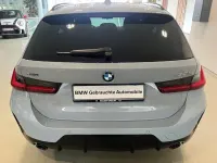 Gebraucht BMW 330 Performance 258 PS (189 kW) 2025 Grau Kombi