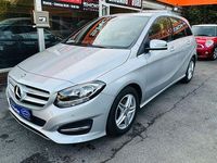 Gebraucht Mercedes B180 129 PS (94 kW) 2016 Silber Van / Kleinbus