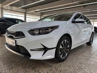 Neu Kia Ceed Sportswagon 140 PS (102 kW) 2025 Weiß Kombi