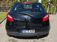 Usata Mazda 2 75 CV (55 kW) 2010 Nero Utilitaria