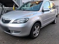 Gebraucht Mazda 2 90 PS (66 kW) 2005 Silber Kleinwagen