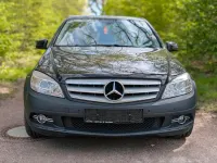 Gebraucht Mercedes C200 184 PS (135 kW) 2009 Schwarz Limousine
