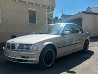 Second-hand BMW 320 170 CP (125 kW) 2001 Argintiu Berlinǎ