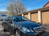 Gebraucht Mercedes E220 170 PS (125 kW) 2009 Grau Limousine