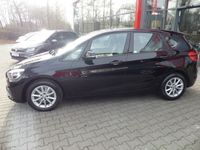 gebraucht BMW 218 Active Tourer i SHZ PDC AKH Tempomat Navi