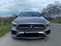 Usata Mercedes B220 Style 190 CV (139 kW) 2019 Argento Monovolume