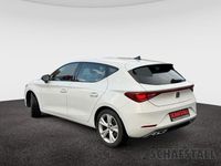 Gebraucht Seat Leon FR 150 PS (110 kW) 2022 Nevada white Limousine