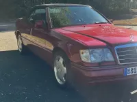 Gebraucht Mercedes E320 220 PS (161 kW) 1994 Rot Cabrio