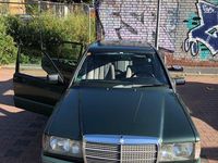 Gebraucht Mercedes 190 132 PS (97 kW) 1990 Limousine