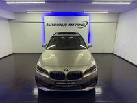 Gebraucht BMW 220 Active Tourer 178 PS (130 kW) 2020 Silber Van / Kleinbus