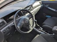Gebraucht Toyota Corolla 110 PS (80 kW) 2005 Silber Limousine