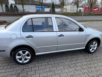 Gebraucht Skoda Fabia 54 PS (39 kW) 2002 Silber Limousine