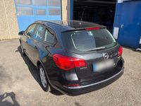 Gebraucht Opel Astra 120 PS (88 kW) 2014 Schwarz Kombi