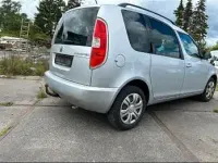 Gebraucht Skoda Roomster 105 PS (77 kW) 2015 Grau Van / Kleinbus