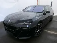 Gebraucht BMW M760e M Performance 571 PS (419 kW) 2025 Schwarz Limousine