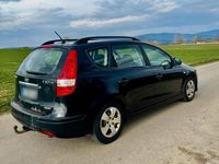 Gebraucht Hyundai i30 110 PS (80 kW) 2010 Schwarz Kombi