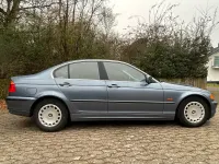 Gebraucht BMW 323 170 PS (125 kW) 1998 Blau Limousine