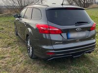 Gebraucht Ford Focus ST-Line 182 PS (133 kW) 2017 Grau Kombi