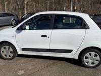 Gebraucht Renault Twingo Life 69 PS (50 kW) 2018 Weiß Kleinwagen