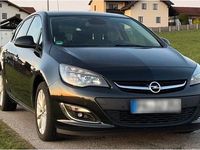 Gebraucht Opel Astra Active 140 PS (102 kW) 2013 Schwarz Kleinwagen