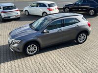 Gebraucht Mercedes GLA220 177 PS (130 kW) 2017 Grau SUV