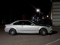 Gebraucht BMW 320 150 PS (110 kW) 1999 Silber Coupé