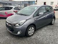 Gebraucht Hyundai ix20 Classic 90 PS (66 kW) 2014 Grau Kleinwagen