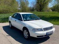 Gebraucht Audi A4 125 PS (91 kW) 1995 Weiß Limousine