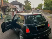 Usado Mini ONE 90 HP (66 kW) 2005 Preto Citadino