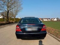 Gebraucht Mercedes E350 272 PS (200 kW) 2005 Blau Limousine
