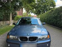 Gebraucht BMW 318 116 PS (85 kW) 2001 Blau Limousine