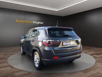 Gebraucht Jeep Compass Sport 120 PS (88 kW) 2017 Grau SUV