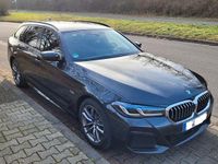 Gebraucht BMW 530e Shadowline 292 PS (214 kW) 2022 Schwarz Kombi