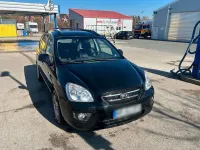 Gebraucht Kia Carens EX 140 PS (102 kW) 2009 Schwarz Van / Kleinbus