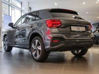 Neu Audi Q2 S-Line 150 PS (110 kW) 2025 Grau SUV